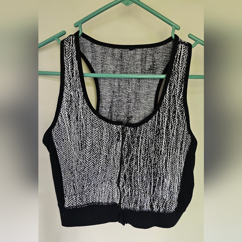 BuffBunny Zip Up Sport Bra (XS)